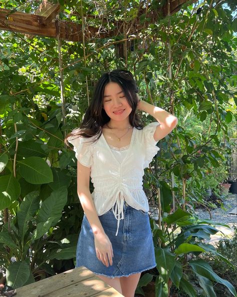 spring outfit ideas: white lace blouse and denim mini skirt Denim Skirt Outfit Spring, Blue Denim Skirt Outfit, Floral Mini Skirt Outfit, Demin Skirt Outfit, Denim Blue Mini Skirt, Spring Skirt Outfits, 4 September, White Long Sleeves, Blue Jean Skirt