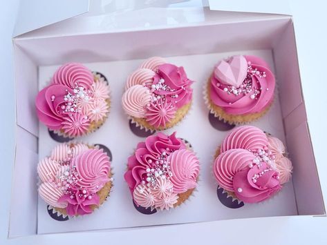 Pretty Pink Cupcakes Birthdays, Fancy Pink Cupcakes, Pink Sweet 16 Cupcakes, Pink 21st Birthday Cupcakes, Pink Ombre Cupcakes, Pink Cowgirl Cupcakes, Cowgirl Cupcakes Ideas, Barbie Theme Cupcakes, Pink Graduation Cupcakes