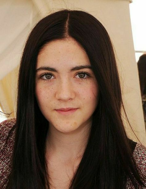 Hunger Games Reaping, Isabelle Furhman, Isabelle Fuhrman, Bobby Brown Stranger Things, Adventure Film, Shes Perfect, Across The Universe, Actrices Hollywood, Catching Fire