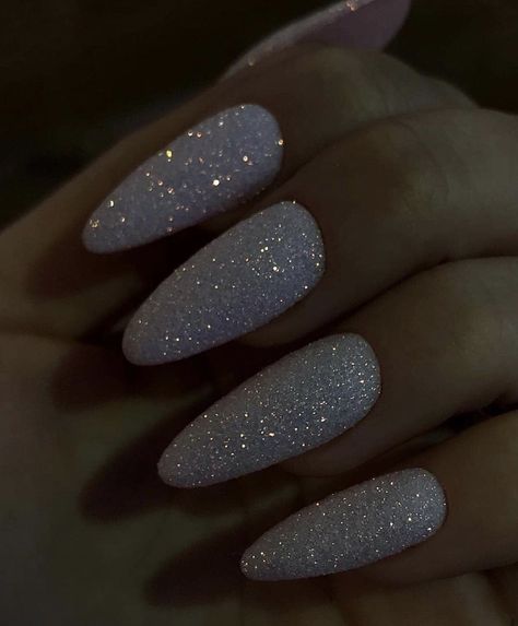 White Sparkly Nails, Snow Nails, Tapered Square Nails, White Glitter Nails, White Acrylic Nails, Shiny Nails, Sparkle Nails, Nail Designs Glitter, Sparkly Nails