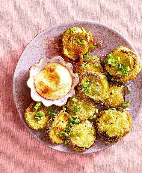 Fried Green Tomatillos and Aioli Southern Appetizers, Blackened Seasoning, Fried Green, Beach Bbq, Garden Veggies, Southern Food, Breakfast Menu, Garden Recipes, Green Tomatoes