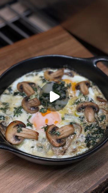 Sofia Misabishvili on Instagram: "Egg mushroom gorgonzola 🤤

Brunch idea 💡" Breakfast Mushrooms, Mushroom For Breakfast, Egg Mushroom Breakfast, Egg And Mushroom Breakfast, Eggs Mushrooms Breakfast, Mushrooms On Toast Breakfast, Mushroom Breakfast, Eggs And Mushrooms, Egg Toast