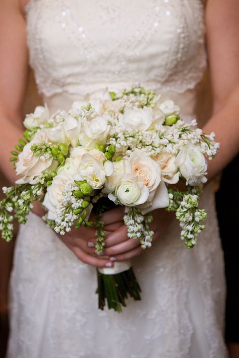 Bridal bouquet of fresh white lilac, ranunculus, freesia, and blush roses, Nancy Saam Flowers. Photo by Sarah Dicicco. Ranunculus And Freesia Bouquet, Bridal Bouquet Ranunculus, Freesia Bouquet, 23 Jordan, Lily Bridal Bouquet, White Lilac, Flowers Photo, Spring Bouquet, Blush Roses