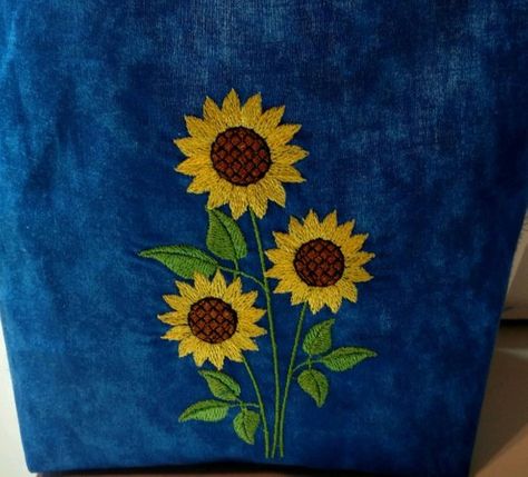 Embroidery Flowers Tutorial, Embroidery Dress Designs, Embroidery Sunflower, Sunflowers Bouquet, Creative Photography Poses, Sunflower Designs, Sunflower Embroidery, Sunflower Crafts, Girls Dresses Sewing