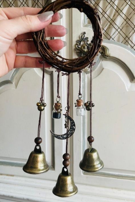 Witches Wreath, Diy Witches, Protection Bells, Wreath With Bells, Wooden Wind Chimes, Pagan Magic, Wiccan Decor, Witch Wreath, Witch Diy