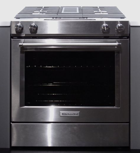 The KitchenAid KSDG950ESS downdraft range features built-in ventilation between the two rows of burners. Downdraft Range, Kitchenaid Range, Downdraft Vent, Island With Stove, Stove Vent, Scandinavian Cabin, Slide In Range, Lake House Kitchen, Kitchen Refresh