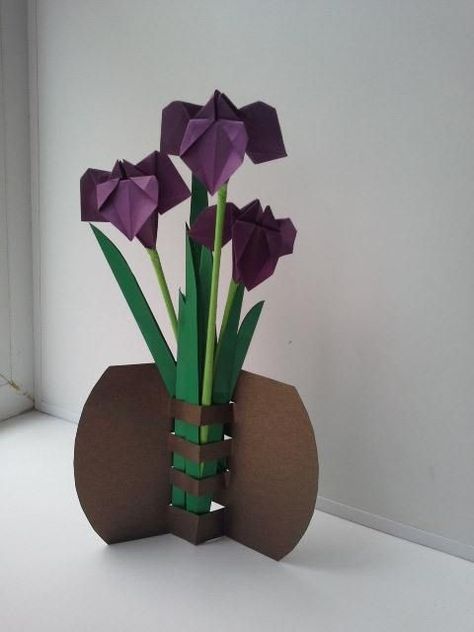 Origami Vase, Origami And Kirigami, Paper Vase, Origami 3d, Origami Design, Origami Flowers, Art N Craft, Origami Tutorial, Origami Art