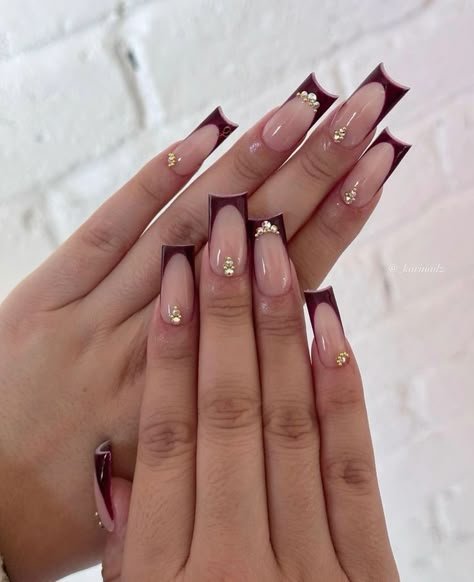 Dark Red And Gold Nails Acrylic, Marron French Nails, Winter Nail Inspo Square, Unique Square Acrylic Nails, Nail Inspo Burgundy, Red And Gold Nails, Gold Acrylic Nails, Girly Acrylic, Nails Coffin Short