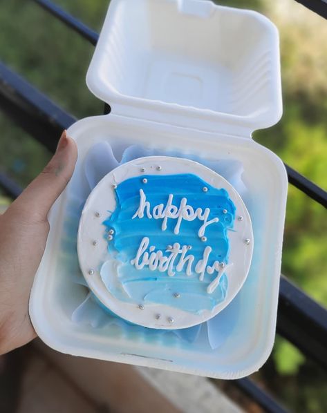 Sky Blue Bento Cake, Bento Cake Design Birthday For Men, Blue Bento Cake Design, Bento Cake Design For Boy, Banto Cake Design, Bento Cake Boy, Bento Cake For Boys, Bento Cake Simple, Blue Bento Cake