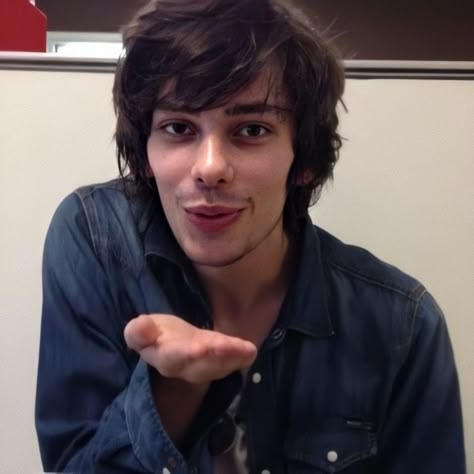 devon bostick Rodrick Heffley, Devon Bostick, Wimpy Kid, Ideal Boyfriend, Emo Guys, Zoo Wee Mama, Emo Boys, Intj, Attractive People