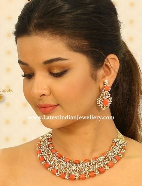 Coral Necklace Indian, Diamond Necklace And Earrings, Diamond Earrings Indian, Coral Jewellery, Diamond Necklace Indian, Latest Indian Jewellery, Coral Jewelry Set, Diamond Pendants Designs, Diamond Wedding Jewelry