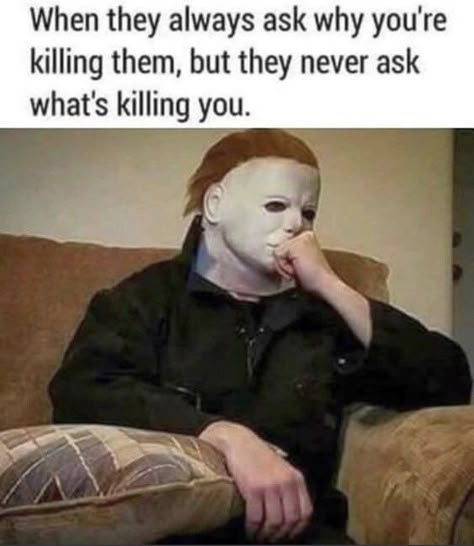 Funny Meme Treats To Kill Your Monday Pain - Memebase - Funny Memes Funny Halloween Memes, Spooky Memes, Horror Movies Funny, Halloween Memes, 9gag Funny, Dark Jokes, Funny Horror, Movie Memes, Dark Memes