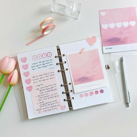 journal journaling bujo bullet journal aesthetic minimal tones minimalistic aesthetics soft cute kawaii ethereal sxftcherry Binder Journals, Bullet Journal Mood, Bullet Journal Aesthetic, Bullet Journal Notebook, Diary Ideas, Bullet Journal Writing, Bullet Journal Art, Soft Cute, Journal Aesthetic