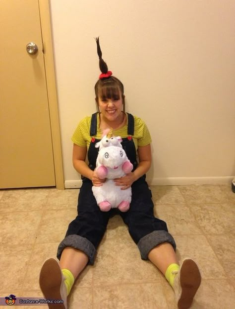 Agnes from Despicable Me - Homemade Halloween Costume Agnes Costume Despicable Me, Despicable Me Halloween Costume, Agnes Costume, Despicable Me Halloween, Despicable Me Costume, Work Costumes, Agnes Despicable Me, Creative Costume Ideas, Red Scrunchie