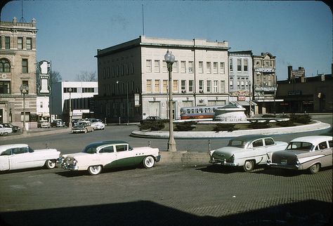 The Square - Belleville, Illinois - Circa 1958 Belleville Illinois, Rock Radio, Southern Illinois, Days Gone, The Square, East Side, Back In The Day, Vintage Photos, Missouri