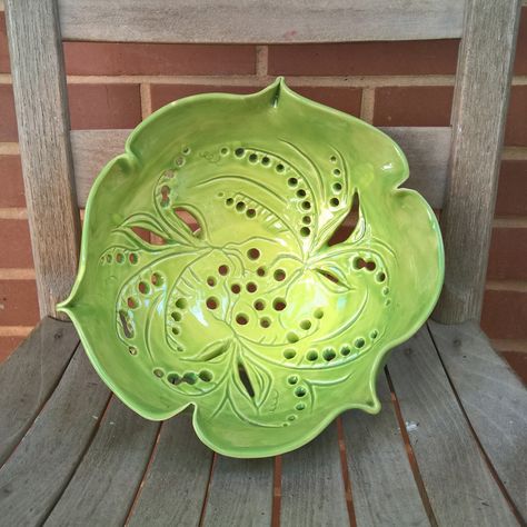 Chuck Henry - The Grateful Potter #thegratefulpotter  Colander or Berry Bowl. Colander Pottery, Berry Bowls Pottery, Handbuilt Pottery Ideas, Ceramic Berry Bowl, Bowls Pottery, Ceramics Bowls Designs, Handbuilt Pottery, Organic Ceramics, Pottery Form