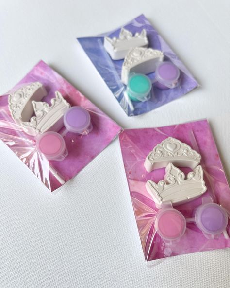 Princess party favors 👑 #etsybusiness #shopsmall #partyfavors #kidscrafts #kidscraftco Paint Party Favors, Princess Party Activities, Disney Princess Party Favors, Princess Party Favor, Golden Princess, Princess Crowns, Princess Parties, Princess Party Favors, Birthday Activities