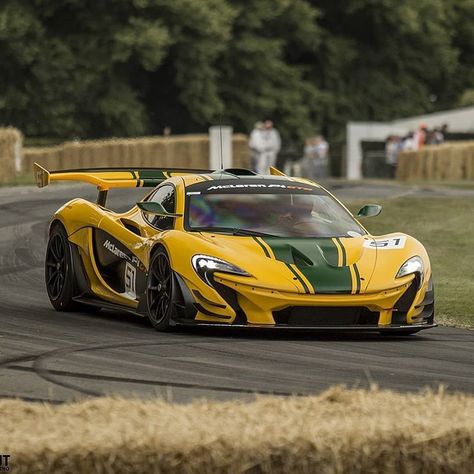 Mclaren P1gtr, P1 Mclaren, Mclaren Gtr, Mclaren P1 Gtr, P1 Gtr, Tmax Yamaha, Mclaren Cars, Automotive Engineering, Car Memes