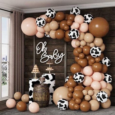 Cow Themed Party, Cow Baby Shower Theme, Baby Shower Themes Neutral, Rodeo Birthday Parties, Cow Birthday Parties, Cowgirl Baby Showers, Cow Baby Showers, Farm Theme Birthday, Country Baby Shower