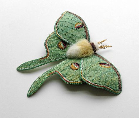 Textile Luna Moth | Flickr - Photo Sharing! Luna Moth Plush, Moth Plush Pattern, Moth Fabric, Moth Plush, Embroidery On Silk, Butterfly Fabric, Silk Dupioni, Textile Sculpture, Fabric Butterfly