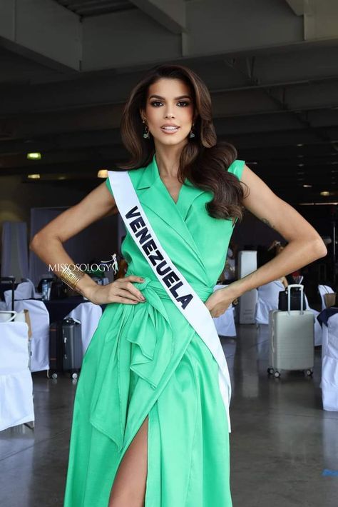 Miss Venezuela, Miss Universe, Universe, Fashion Inspo, Queen, Beauty