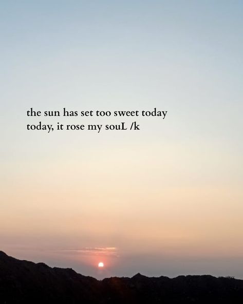 Sunset Poetry Short, Sunset Poems Short, Short Romantic Poems, Romantic Sunset Quotes, Sunset Poetry, Sunset Poem, Short Poetry, Sun Quotes, Sky Quotes