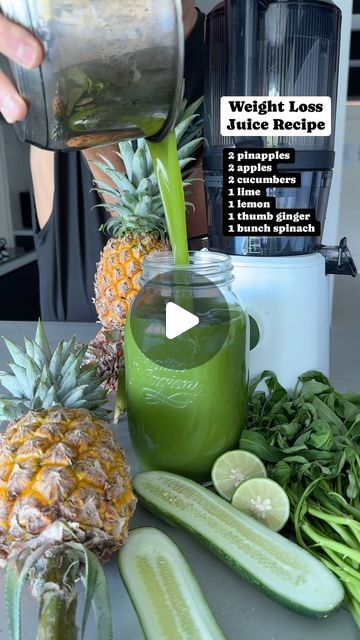 Healthy Cold Pressed Juice Recipes, Cold Pressed Juice Recipes For Inflammation, How To Make Cold Pressed Juice, Cold Pressed Juices, Whole Foods Cold Pressed Juice, Juice Diet Plan, Low Fat Salads, Cold Pressed Juice Recipes, Living Foods