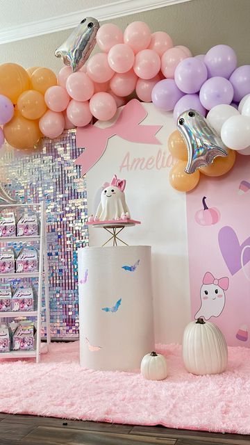 18 Halloween Birthday Party Ideas for Kids - Lady Celebrations Cute Ghost Birthday Party, Pink Ghost Decorations, Boo Bash Birthday Party, Spooky One Pastel Birthday, Boo Day Party Decorations, Pink Ghost Birthday Party, Pink Ghost Baby Shower Ideas, Boo Birthday Theme Girl, Baby Halloween Party 1st Birthdays