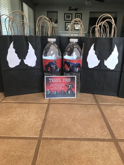 Venom And Carnage Birthday Party Ideas, Venom Party Favors, Venom Bday Party Ideas, Carnage Birthday Party Ideas, Venom Themed Birthday Party, Venom Birthday Party Ideas Decorations, Venom Party Decorations, Venom Party Ideas, Venom Party Ideas Kids