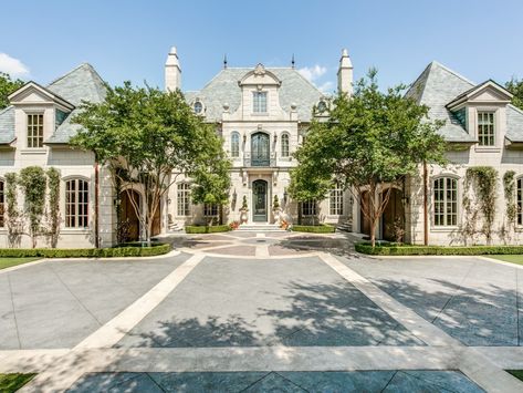 Texas Mansions, Dallas Neighborhoods, Stone Mansion, Million Dollar Homes, French Chateau, Country Estate, Highland Park, Big Houses, French Inspired