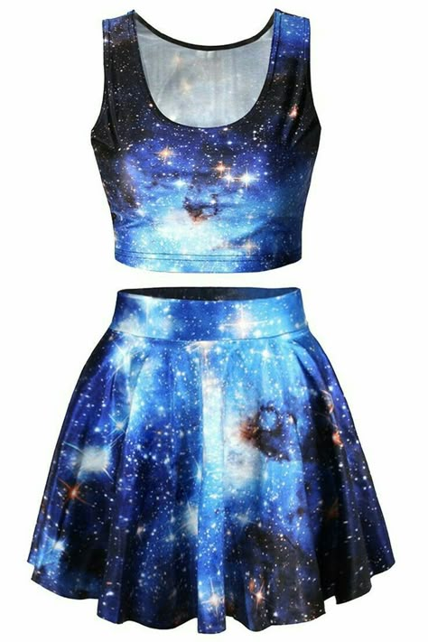 Galaxy Outfit, Rave Skirt, Outfit Rave, Galaxy Dress, Mode Chanel, Galaxy Print, Halloween Outfit, Print Crop Tops, Teen Fashion Outfits