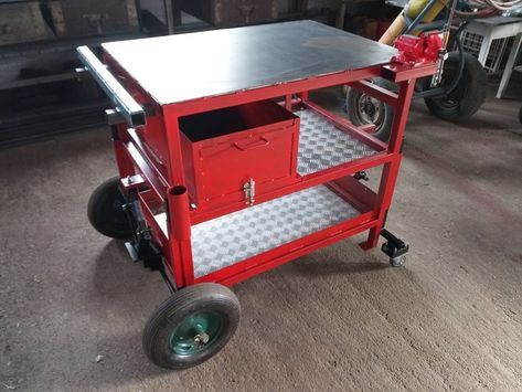 Vice Stand Ideas, Welding Shop Organization, Custom Tool Boxes, Tool Trolley, Mobile Welding, Welding Rigs, Welding Tables, Welding Crafts, Welding Shop