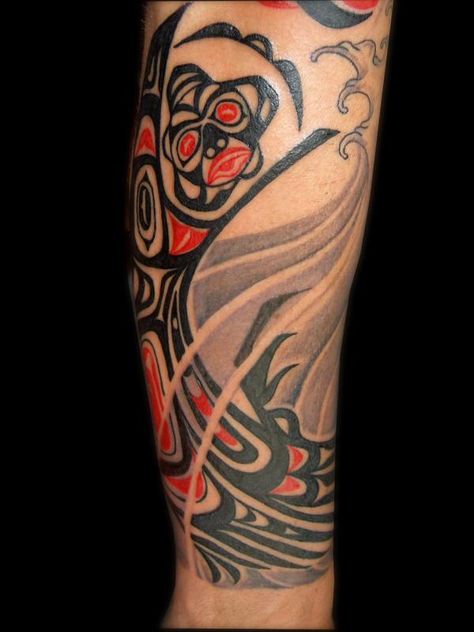 inspiration Northwest Tattoo, Inuit Tattoos, Pacific Northwest Tattoo, Haida Raven, Miami Ink Tattoos, Haida Tattoo, Aboriginal Tattoo, Tattoo Nature, Native Tattoos