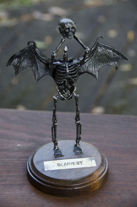 Through My Looking Glass - Christy Buonomo Photography: Halloween Trophies Headless Skeleton, Halloween Awards, Halloween Trophies, Photography Halloween, Hallowen Ideas, Adornos Halloween, Halloween Garden, Halloween Bash, Halloween Store