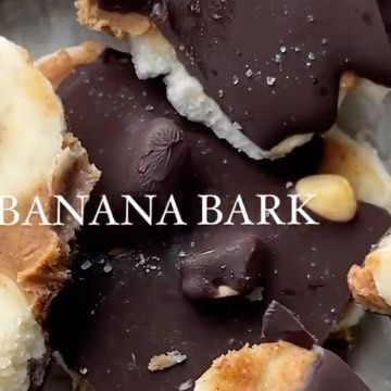 Chocolate Banana Dessert, Healthy Slices, Recipes With Chocolate, Banana Bark, Dark Chocolate Bark, Banana Protein, Banana Dessert, Healthy Recipies, Dairy Free Dessert