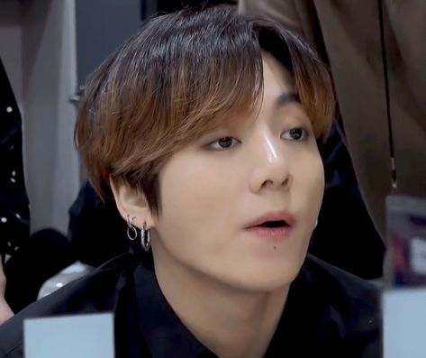 #Jungkook #JK #BTS #funny Jungkook Sassy Face, Bts Funny Faces, Funny Angry Face, Boring Face, Annoyed Face, Jungkook Gif, Funny Face Photo, Disgusted Face, Bts Meme Faces