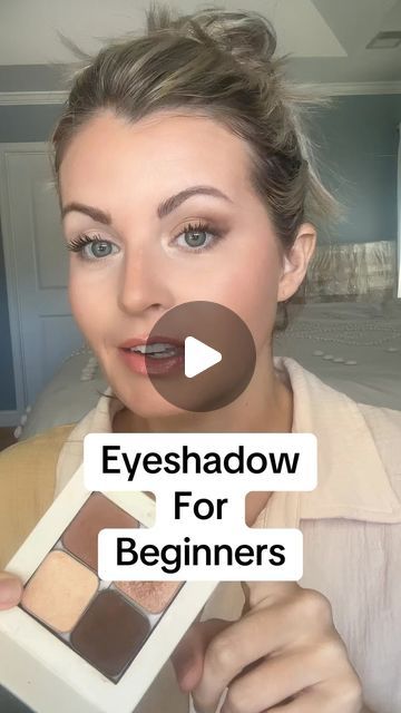 Chelsea Bare on Instagram: "Colors used: Sedona, Crush, Sabrina, Coco (eyeliner)  You can shop these shades in my bi0 under “order makeup”  #eyeshadowhack #easyeyeshadow #eyeshadowforbeginners #easymakeup #seint #seinteyeshadow #eyeshadowtutorial #neutraleyeshadow #makeuptips #girlgrwm #viralmakeup" Smokey Hair, 2024 Colors, Quick Makeup Tutorial, Beginner Eyeshadow, Makeup Over 40, Eyeshadow Tips, Makeup Tips For Older Women, Makeup For Older Women, Date Night Makeup