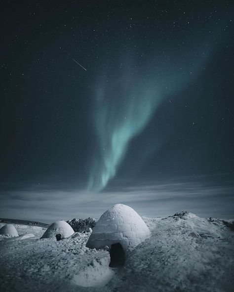 JustTravel ✈️🌴🌎 on Twitter: "Memories from Greenland 🇬🇱 withluke | IG… " See The Northern Lights, Travel Wishlist, Arctic Circle, The Aurora, Cabins In The Woods, Shooting Stars, Landscape Photographers, Adventure Awaits, Landscape Photos