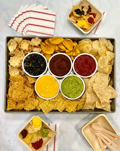 Dips Board Ideas, Dips Board, Olympic Desserts, Olympic Party Food, Olympic Snacks, Summer Olympics Party, Olympic Food, Olympic Theme Party, Easy Homemade Salsa