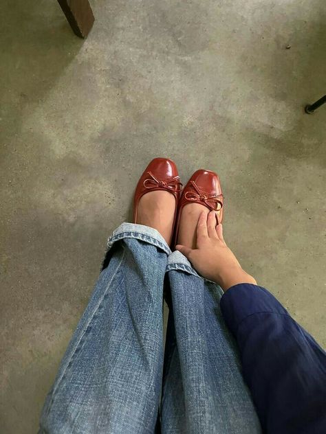 Red Shoes, Ballet Flats, Fall Outfits, Outfit Ideas, Ballet, Outfit Inspo, Red, Autumn Outfits