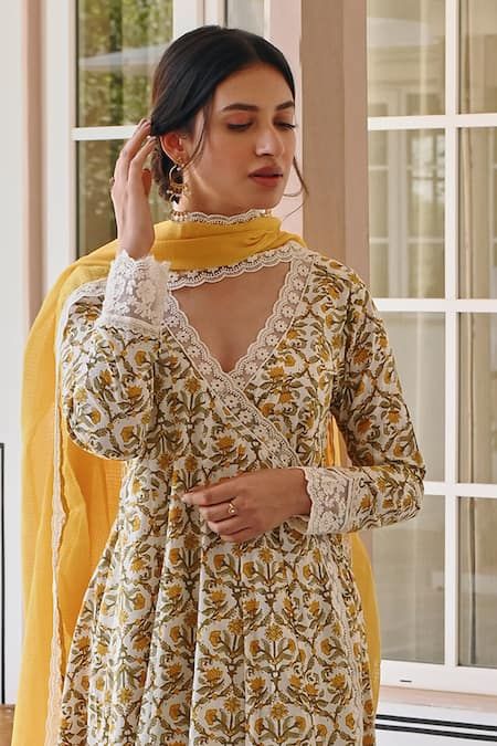 Buy Yellow Angrakha Anarkali And Pant Cotton Printed Floral Vine Scallop V Neck Set For Women by KARAJ JAIPUR Online at Aza Fashions. Angrakha Anarkali, Anarkali Suits, Floral Vine, Set For Women, Indian Wear, Anarkali, Aza Fashion, Jaipur, Vines