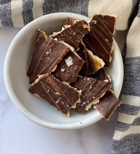 Salted Toffee Matzo Brittle Matzo Toffee Brittle, Matzo Brittle Recipe, Matzo Brittle, Making Toffee, Toffee Brittle, How To Make Toffee, Salted Toffee, Flaky Salt, So Satisfying