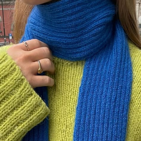 dreamknit | design your own knitwear on Instagram: "We’re getting ready to launch the Frosty Scarf pattern in collaboration with @inasven❄️ This is the perfect scarf for everyday use. It’s warm, soft and easy to knit! Join our notification list (link in bio) to be the first to know when it’s released💙 ⁠ Pictured here is a Frosty Scarf made in @un_told.no Light Merino and Pure Silk Mohair in the color Bright Indigo. ⁠ ⁠ #mydreamknit #dreamknitters #knit #knitting #knitspo #knittinginspiration #knittersofinstagram #nordicknitters #knittingdesign #ootdknittersedition #strikk #egostrikk #strikking #strikkere #dreamknit #weareknitters #contemporaryknitwear #scandinavianknitwear #knitfashion #knityourstyle #slowfashion #makeyourownfashion #handmadewardrobe #sustainablefashion #frostyscarf #knit Knit Scarf Colorful, Colorful Knitted Scarf, Ribbed Scarf Knitting Pattern, Knitting Inspiration Scarf, Blue Knitted Scarf, Diy Knit Scarf, Cute Knit Scarf, Mohair Scarf Knitting Patterns Free, Knitted Scarf Ideas