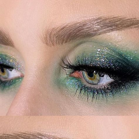 Green Mermaid Eye Makeup, Dark Teal Makeup Look, Blue Green Eyeshadow Looks, Green Mermaid Makeup, Blue And Green Eyeshadow Looks, Blue And Green Makeup Looks, Teal Makeup Looks, Blue And Green Eyeshadow, Blue Green Eyeshadow