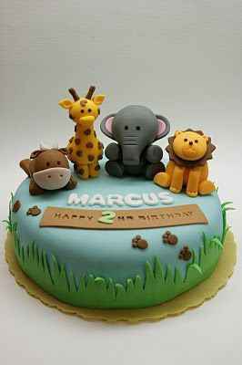 Is your toddler turning two years old soon and you are planning a great party? Then you will need to pick out the perfect birthday cake too! It’s actually easy to choose the best birthday cake design for a two-year-old boy. You just need to pay attention to their favorite books, cartoons, and activities. Before … Kue Mickey Mouse, Zoo Birthday Cake, Best Birthday Cake Designs, Zoo Cake, Animals Cake, Elephant Cake, Animal Birthday Cakes, Safari Cakes, Zoo Birthday