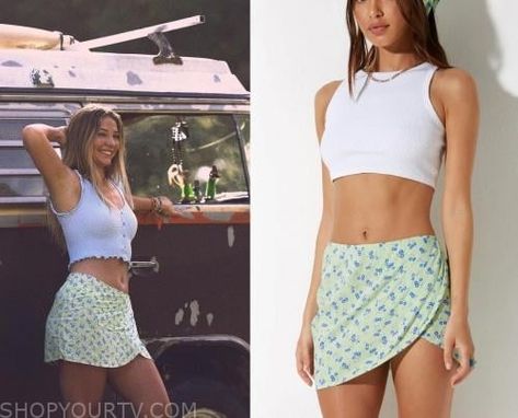 Outer Banks: Season 4 Sarah's Floral Mini Skirt Obx Outfits Sarah, How To Dress Like Sarah Cameron, Sarah Cameron Outfits S1, Outer Banks Sarah Cameron Outfits, Sara Cameron Outfits, Sarah Cameron Outfits, Obx Sarah, Kai Outfits, Obx Clothes