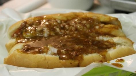 A sauce made for hot dogs with hot dogs in it? A Texas-style sauce originally from New York? Yes and yes. Try it and enjoy. Texas Hot Dog Sauce Recipe, Greek Hot Dog Sauce Recipe, Hot Dog Chili Sauce Recipe, Chili Dog Sauce, Chili Dog Chili Recipe, Hot Dog Sauce Recipe, Hotdog Chili Recipe, Coney Sauce, Greek Sauce