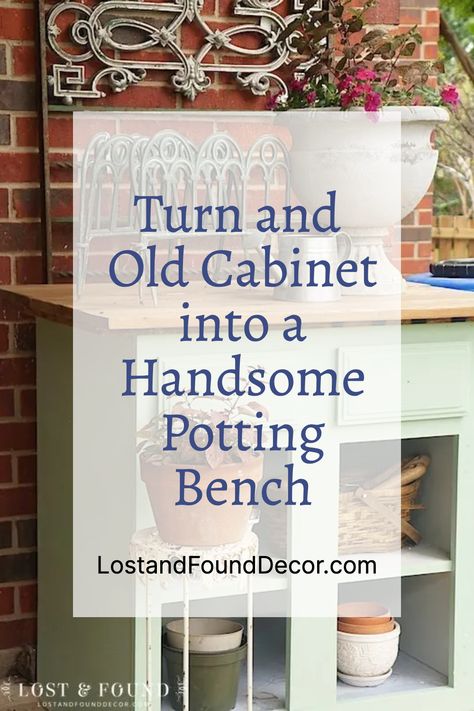 Transform an old cabinet into a beautiful and functional potting bench with just a few simple steps! This project is perfect for anyone looking to take their outdoor décor to the next level. Learn how to turn an old cabinet into a potting bench with a little paint and creativity. Kitchen Hutch Makeover, Diy Potting Table, Planting Bench, Potting Bench Ideas, Diy Potting Bench, Potting Station, Outdoor Potting Bench, Painted Benches, Upcycled Kitchen