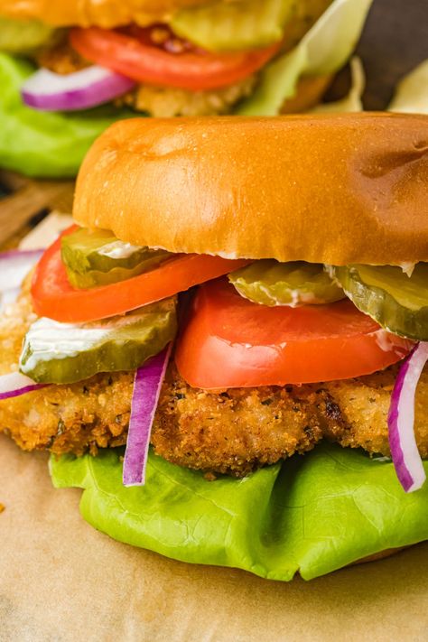 Fried Pork Sandwiches Fried Pork Chop Sandwich Recipes, Fried Pork Sandwich, Pork Chop Sandwich Recipes, Cyclical Eating, Fried Pork Chop Sandwich, Pork Chop Sandwich, Chop Sandwich, Fun Sandwiches, Skillet Pork Chop Recipes