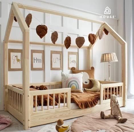 interio Cama Montessori Wood Individual de Madera natural Montessori House Bed, Toddler House Bed, Montessori House, Crib Accessories, House Beds For Kids, Bed Classic, Montessori Bed, Belek, Furniture Market